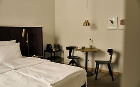 Melter Hotel & Apartments - A Neighborhood Hotel